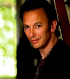 Steve Valentine