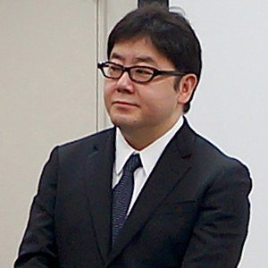 Yasushi Akimoto