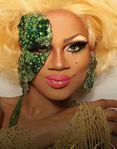 Chi Chi DeVayne