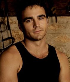 Dustin Clare