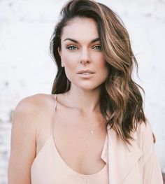 Serinda Swan