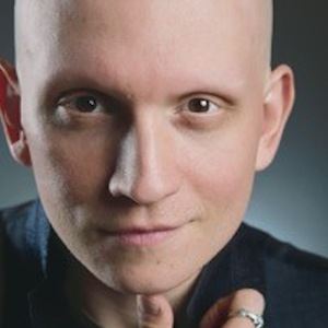 Anthony Carrigan