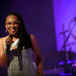 Siedah Garrett